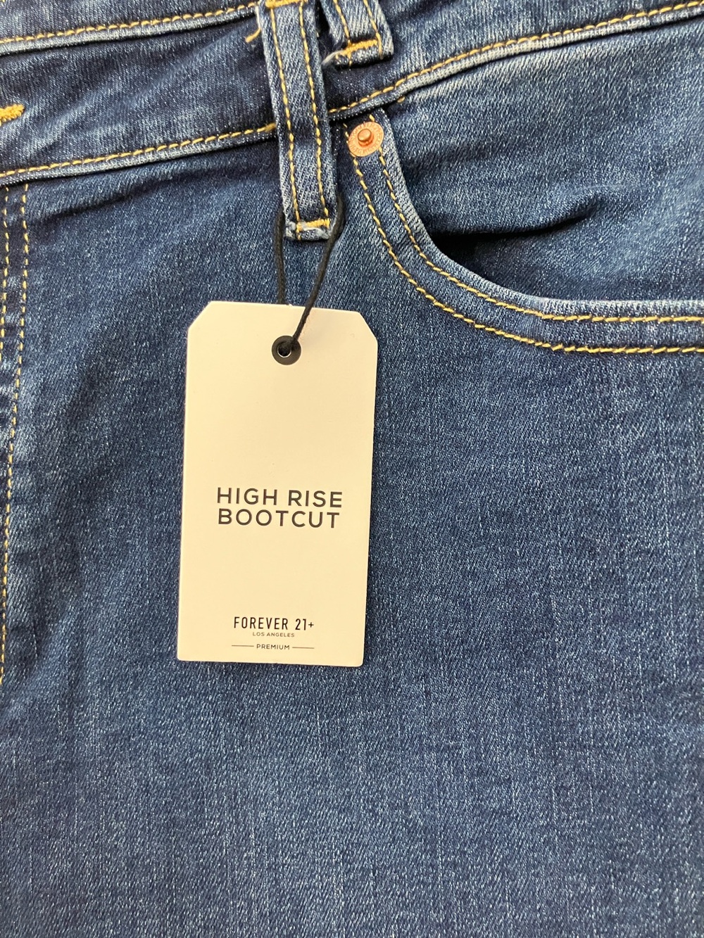 Forever 21 NWT Bootcut Jeans in Dark Blue - Picture 11 of 12